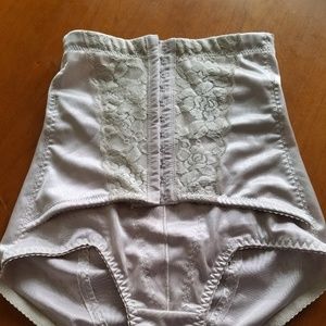 Womens girdle like new